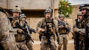Force spéciale russe est un film d’action militaire russe qui plonge le spectateur au cœur d’opérations secrètes menées par une unité d’élite entraînée pour les missions les plus dangereuses.