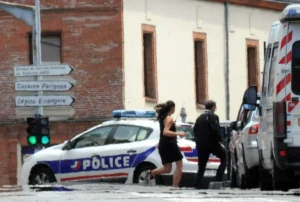 Un film très intéressant russe sur le braquage et vous voir le niveau du service secret russe et de la police